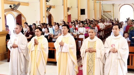 GP.Hưng Hóa - Giáo xứ Ngô Xá hành hương Năm Thánh phiên thứ 5 tại Nhà thờ Yên Tập