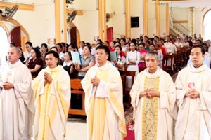GP.Hưng Hóa - Giáo xứ Ngô Xá hành hương Năm Thánh phiên thứ 5 tại Nhà thờ Yên Tập