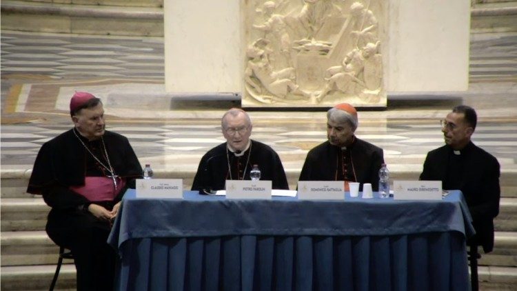 ĐHY Parolin: cần nhất quán giữa đời sống phụng vụ và đời sống thường nhật