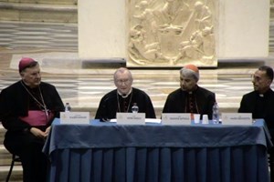 ĐHY Parolin: cần nhất quán giữa đời sống phụng vụ và đời sống thường nhật