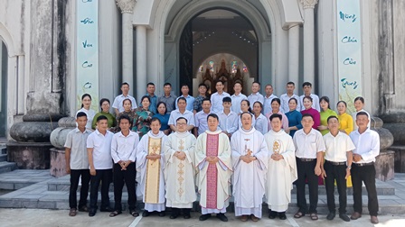 GP.Hưng Hóa - Ca đoàn Liên xứ Yên Bái Hành hương Năm Thánh và kỷ niệm 30 năm thành lập (1995–2025)