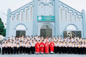 GP.Hưng Hóa - Giáo xứ Vĩnh Thọ: Thánh lễ ban Bí Tích Thêm Sức năm 2025