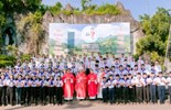 GP.Hưng Hóa - Giáo xứ Chính Tòa Sơn Lộc: 49 em thiếu nhi hân hoan lãnh nhận Bí tích Thêm Sức