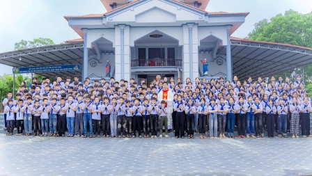 GP.Hưng Hóa - Thánh Lễ Xưng Tội Và Rước Lẽ Lần Đầu Tại Giáo Xứ Tạ Xá