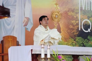 GP.Hưng Hóa - Chuẩn Xứ Ba Đông Chầu Mình Thánh Chúa Thay Mặt Giáo Phận năm 2025