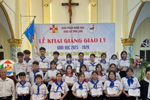 GP.Hưng Hóa - Giáo xứ Tình Lam: Thánh lễ Tạ ơn và Khai giảng năm học giáo lý 2025-2026