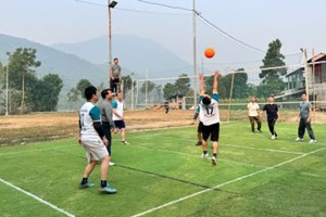 GP.Hưng Hóa - Cộng Đoàn Don Bosco Hương Tran Tổ Chức Chương Trình Giao Lưu Thể Thao Giữa Quý Cha, Quý Thầy Và Cộng Đoàn Giáo Xứ