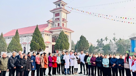 GP.Hưng Hóa - 150 bệnh nhân được khám mắt miễn phí tại Cộng đoàn Don Bosco Hương Tran