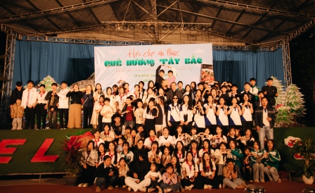 GP.Hưng Hóa - Cộng Đoàn Don Bosco Hương Tran Tổ chức hội chợ quê hương mừng lễ Mẹ Thiên Chúa và Năm mới 2026