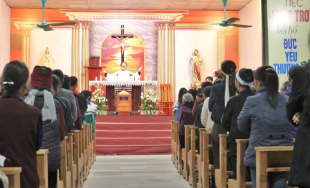 GP.Hưng Hóa - Giáo xứ Trại Sơn: Thánh lễ Mừng kính Đức Maria, Mẹ Thiên Chúa và Cầu nguyện cho Năm Mới 2026