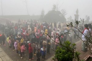 GP.Hưng Hóa - Giáo Họ Thôn Lý, Giáo Xứ Sa Pa Dâng Thánh Lễ Tạ Ơn Và Mừng Tất Niên