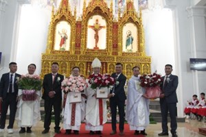 GP.Hưng Hóa - Thánh Lễ Tạ Ơn Mừng Kỷ Niệm Hôn Phối Tại Giáo Xứ Yên Bái