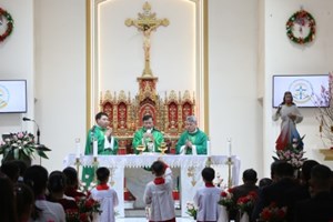 GP.Hưng Hóa - Giáo xứ Sơn Đông: Thánh lễ Tạ ơn mừng kỷ niệm hôn nhân – Chứng tá tình yêu trung tín trong ngày Valentine