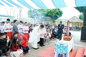 GP.Hưng Hóa - Giáo xứ Phù Lao: Thánh lễ kính nhớ Tổ tiên, Ông bà và Cha mẹ