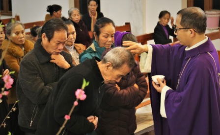 GP.Hưng Hóa - Thánh Lễ Tro Khai Mạc Mùa Chay Thánh 2026 tại Giáo họ Liên Sơn