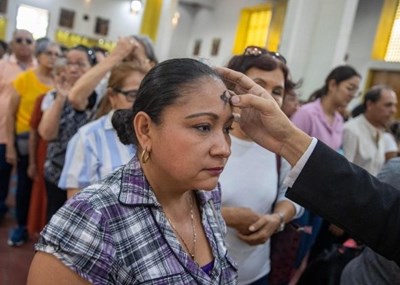 Vatican phát hành tài liệu mục vụ giúp sống mỗi Chúa nhật Mùa Chay