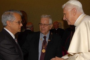 Các học giả tôn vinh di sản Đức Biển Đức XVI và cuộc chiến vì linh hồn châu Âu