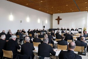 Sứ thần Tòa Thánh tại Đức cảnh báo Hội đồng Giám mục về những chia rẽ có thể từ việc cải cách