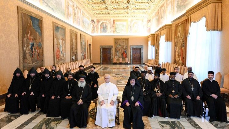 ĐTC Lêô XIV tiếp một số linh mục và đan sĩ trẻ của các Giáo hội Chính Thống Đông phương