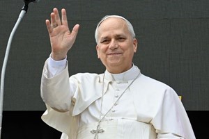 Đức Thánh Cha kêu gọi doanh nhân Kitô giáo Pháp phục vụ lợi ích chung