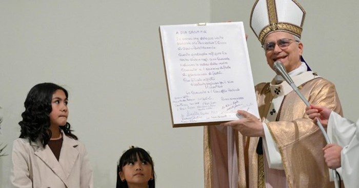 Đức Thánh Cha thăm mục vụ giáo xứ Thánh Tâm ở Roma