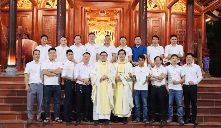 GP.Hưng Hóa - Hội Lái Xe Giáo Xứ Hoàng Xá Mừng Lễ Thánh Giuse Quan Thầy