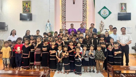 GP.Hưng Hóa - Chuyến Mục Vụ Di Dân  Tại Ban Mê Thuột Và Gia Lai