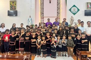 GP.Hưng Hóa - Chuyến Mục Vụ Di Dân  Tại Ban Mê Thuột Và Gia Lai