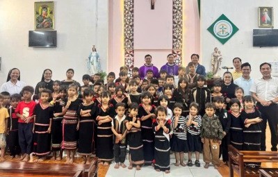 GP.Hưng Hóa - Chuyến Mục Vụ Di Dân  Tại Ban Mê Thuột Và Gia Lai