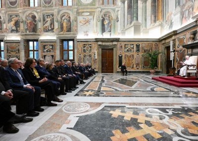 Đức Thánh Cha: Cấy ghép nội tạng là việc làm đáng quý nhưng phải tránh thương mại hóa nó