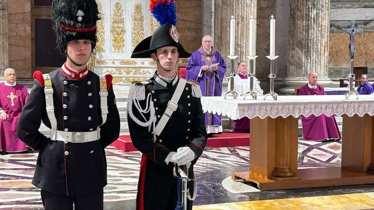 Đức Hồng Y Parolin: Xin Chúa dẹp yên vũ khí và hòa giải nhân loại