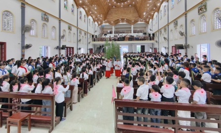 GP.Hưng Hóa - Giáo Xứ An Thịnh: Thánh Lễ Lá Khai Mạc Tuần Thánh Và Kỳ Thi Kinh Nguyện - Giáo Lý Mùa Chay 2026