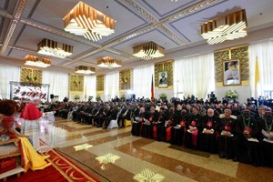 [Tông du Camerun] Đức Thánh Cha Lêô XIV gặp gỡ chính quyền, xã hội dân sự và ngoại giao đoàn