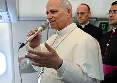 ĐTC Lêô: Tôi đến Phi Châu để khích lệ tín hữu Công giáo, không để tranh luận với ông Trump