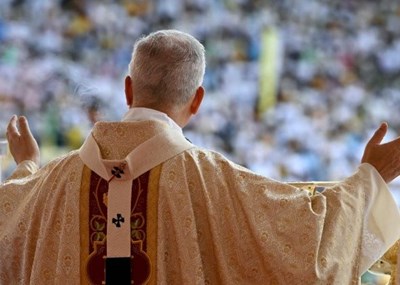 [Tông du Guinea Xích Đạo] Đức Thánh Cha chào từ biệt châu Phi