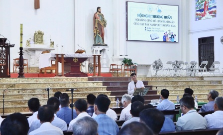 GP.Hưng Hóa - Giáo Hạt Tây Nam Phú Thọ: Thường Huấn Hội Đồng Giáo Xứ - Ban Hành Giáo