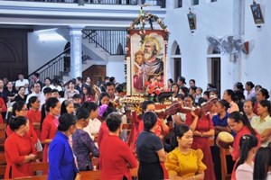 GP.Hưng Hóa - Hội Doanh Trí Giáo xứ Trại Sơn mừng lễ quan thầy