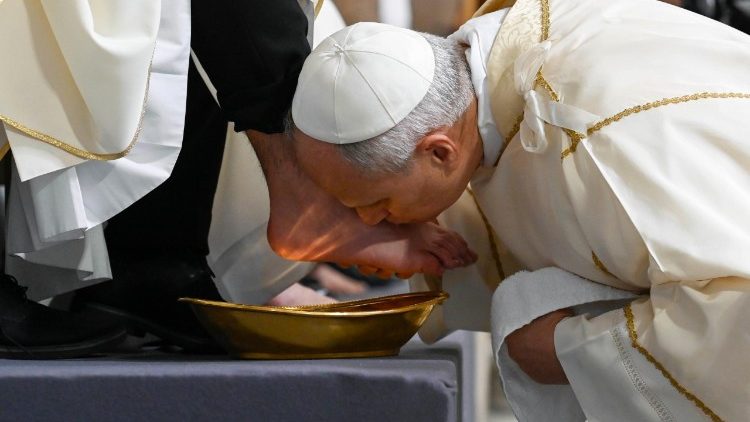 Thánh lễ Tiệc Ly (2/4): Đức Giêsu yêu thương cách dứt khoát