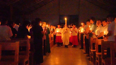 GP.Hưng Hóa - Đêm Canh Thức Vượt Qua Tại Giáo Xứ Phù Lao