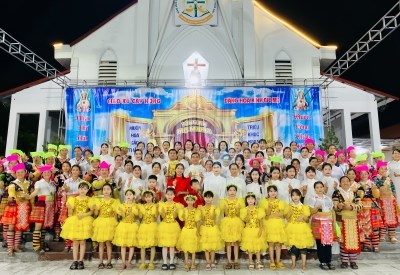 GP.Hưng Hóa - Giáo Xứ Cây Hồng – Giáo Xứ Giàng La Pán: Muôn Nẻo Đường, Chung Một Tấm Lòng Dâng Mẹ