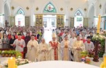 GP.Hưng Hóa - Thánh lễ tạ ơn, làm phép chuông và kỷ niệm kim khánh hôn phối tại giáo xứ Cát Ngòi