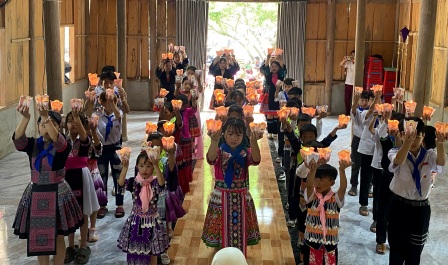 GP.Hưng Hóa - Chuẩn xứ Văn Bàn khai mạc Tháng Hoa kính Đức Mẹ: Cùng Mẹ Maria sống ơn gọi môn đệ thừa sai