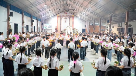 GP.Hưng Hóa - Giáo Xứ Phù Lao: Dâng Hoa Kính Đức Mẹ Và Thánh Lễ Chúa Nhật V Phục Sinh
