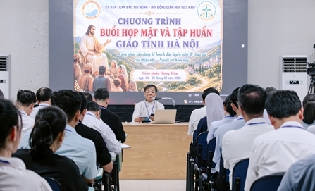 GP.Hưng Hóa - Giáo Tỉnh Hà Nội: Khai Mạc Buổi Họp Mặt Và Tập Huấn Loan Báo Tin Mừng Năm 2026