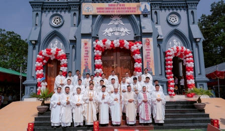 GP.Hưng Hóa - Giáo Họ Xuân Tiến – Giáo xứ Xuân Thành: Đêm hoan ca và Thánh Lễ Khánh Thành Nhà Thờ