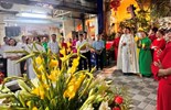 GP.Hưng Hóa - Giáo xứ Sơn Đông cử hành Lễ Chúa Ba Ngôi và Bế mạc Tháng Hoa