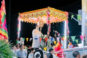 GP.Hưng Hóa - Giáo xứ Lũng Hiền long trọng mừng lễ Mình và Máu Thánh Chúa Kitô và cung nghinh Thánh Thể