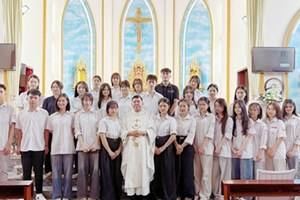 GP.Hưng Hóa - Giáo Xứ Phú Lâm: Thánh Lễ Cầu Nguyện Cho Các Sĩ Tử Trước Kỳ Thi Tốt Nghiệp THPT