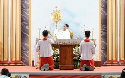 GP.Hưng Hóa - Giáo Họ Phượng Sơn - Giáo Xứ Phù Lao: Chầu Thánh Thể Thay Mặt Giáo Phận Và Thánh Lễ Chúa Nhật XI Thường Niên Năm A