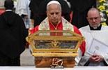 Đức Thánh Cha cử hành Phụng vụ Lời Chúa tại nhà thờ San Pietro in Ciel d’Oro